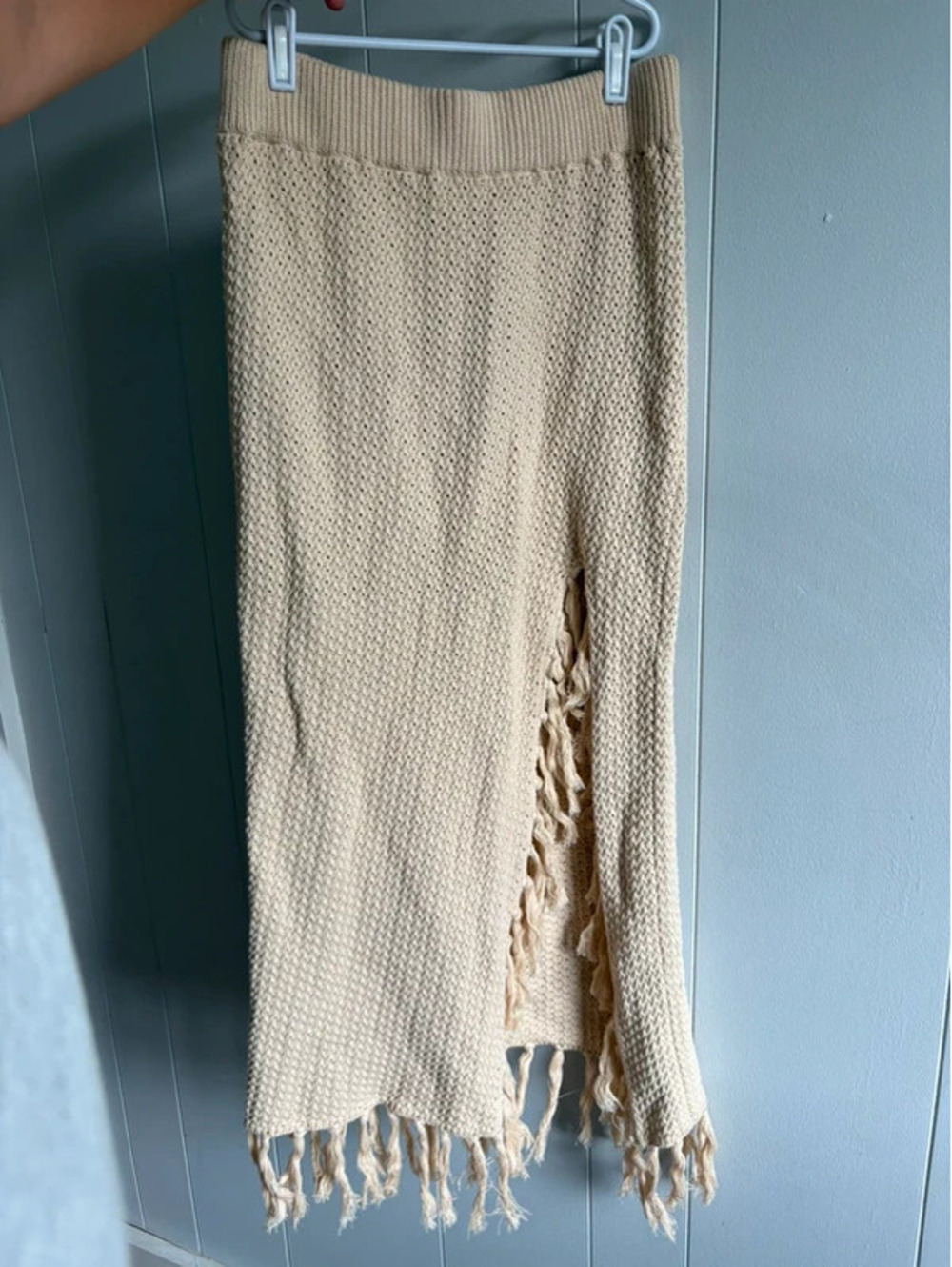 Womens XS Knit Cream Fringe Slit Skirt